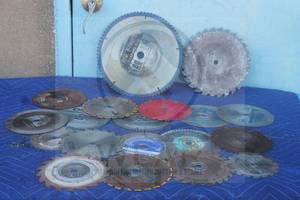 lot 35 image: TOTAL OF 19 ASSORTED BRAND SIZE SAW BLADES  SEE PICS&nbsp