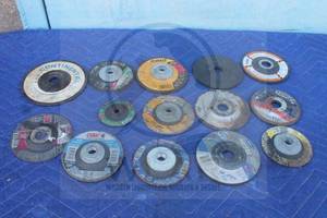 lot 37 image: TOTAL OF 14 ASSORTED BRANDSIZE GINDING WHEELS&nbsp