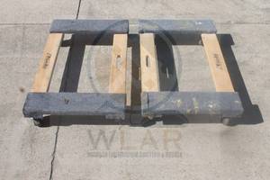 lot 107 image: TOTAL OF 2 HEAVY DUTY MILWAUKEE&nbsp 4-WHEEL FURNITURE DOLLY