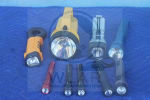 lot 127 image: TOTAL OF 9 ASSORTED BRAND FLASHLIGHTS&nbsp
