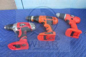 lot 145 image: TOTAL OF 3 CORDLESS DRILLS ,- SKIL DRIVE , BLACK &amp DECKER , NO BATTERY NO CHARGER&nbsp