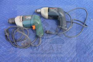 lot 185 image: TOTAL OF 2 BLACK &amp DECKER 38 CORDED DRILLS 7190 7191&nbsp