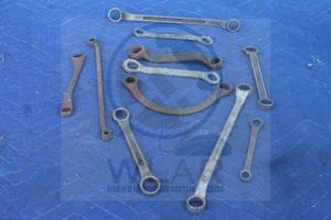 lot 192 image: TOTAL OF 11 ASSORTED BRANDSIZE COMBINATION WRENCHES  SEE PICS&nbsp