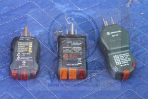 lot 5 image: TOTAL OF 3 ELECTRICAL RECEPTACLE SOCKET OUTLET ANALYZER TESTERS , GARDNER BENDER&nbsp 3500 , ALLSUN EM9805 , GREENLEE GT-10