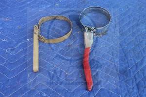 lot 12 image: TOTAL OF 2 OIL FILTER WRENCHES&nbsp