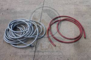 lot 37 image: TOTAL OF 2 NON CONDUCTIVE&nbsp NON METALLIC FLEXIBLE LIQUID TIGHT CONDUIT HOSES&nbsp , GATES &amp KWIK-FLEX  SEE PICS&nbsp