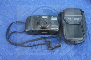 lot 56 image: PENTAX AUTO FOCUS IQZOOM80-E CAMERA WITH STORAGE CASE&nbsp