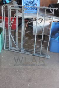 lot 118 image: TWIN SIZE FOLD AWAY BED