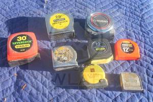 lot 142 image: TOTAL OF 8 ASSORTED LENGHT TAPE MEASURES  SEE PICS&nbsp