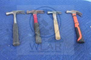 lot 190 image: 4 CLAW HAMMERS&nbsp