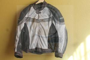 lot 30 image: TOURMASTER INTAKE SERIES 2 MOTORCYCLE JACKET SIZE MEN LARGE&nbsp