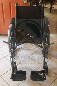 lot 60 image: DRIVE MEDICAL CRUISER FOLDING&nbsp LIGHTWEIGHT WHEELCHAIR WITH SWING-AWAY FOOTRESTS ,QC-029884&nbsp