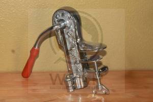 lot 62 image: VINTAGE ROGAR ESTATE WINE BOTTLE&nbsp OPENER WITH GRAPE DETAILING&nbsp