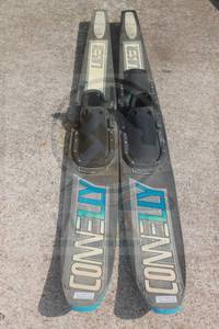 lot 99 image: PAIR OF CONNELLY LASER WATER SKIS&nbsp