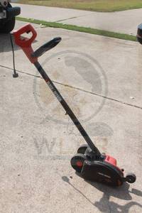 lot 100 image: BLACK &amp DECKER EDGE HOG LE750&nbsp