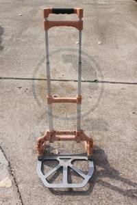 lot 103 image: MAGNA CART FOLDING HAND TRUCK&nbsp