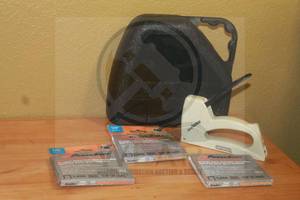 lot 56 image: SUREBONDER EASY TACKER LIGHT DUTY STAPLE GUN 5525 WITH LOT OF POWERSHOT HEAVY DUTY STAPLES ( USEDFULL ) AND POWERSHOT CASE&nbsp
