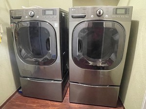 lot 153 image: LG ELECTRONICS INC . STAINLESS STEEL FULLY AUTOMATIC WASHING MACHINE WM3875HVCA&nbsp &nbsp AND&nbsp &nbspLG STAINLESS STEEL DRYER DLEX3875V&nbsp WITH 2- (LG PEDESTAL&nbsp 27)WDP4V&nbsp AND MANUALS  SEE PICS  CONTENTS NOT INCLUDED&nbsp