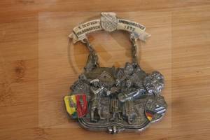 lot 176 image: 5TH DEUTSCH AMERIKANSCHER VOLKSMARCH 1977 PEWTER&nbsp PIN MEDAL&nbsp