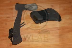 lot 211 image: SCHRADE SCAX10 SURVIVAL BLACK&nbsp HATCHET AXE WITH CARRYING LANYARD AND SHEATH&nbsp