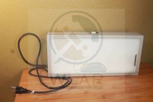 lot 223 image: HENRY SCHEIN STAR XRAY CO. DE100GR&nbsp DENTAL X-RAY VIEWER LIGHT BOX&nbsp ILLUMINATOR ,&nbsp 15 W X 7H&nbsp