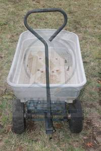 lot 238 image: GORILLA TILT CART POLY GARDEN DUMP CART&nbsp