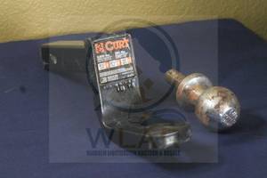 lot 251 image: CURT TRAILER HITCH WITH 1 78 2000LB BALL  SEE PICS&nbsp