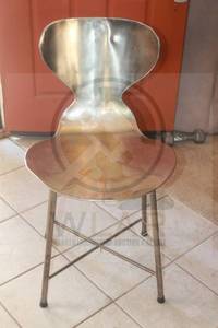 lot 252 image: IMPORT CO. EL PASO METAL SILVER CHAIR ,MADE IN INDIA&nbsp
