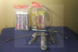 lot 253 image: TOTAL OF 2 GREASE GUNS WITH LOT OF MAG1 MULTI PURPOSE LITHIUM GREASE&nbsp