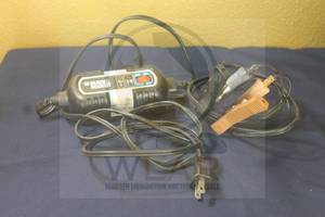 lot 254 image: BLACK &amp DECKER BM3B TYPE 1 BATTERY MAINTAINER AND TRICKLE CHARGER&nbsp