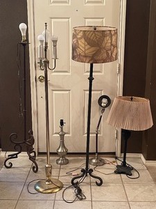 lot 323 image: TOTAL OF 6 ASSORTED BRANDSIZE.DESIGN FREE STANDING DESK LAMPS&nbsp