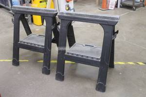 lot 5 image: PAIR OF HEAVY -DUTY HUSKY FOLDABLE SAWHORSE