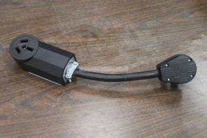 lot 39 image: ELEGRP 4506 HEAVY DUTY POWER CORD ADAPTER&nbsp 4-PRONG&nbsp ELECTRICAL PLUG  SEE PICS&nbsp