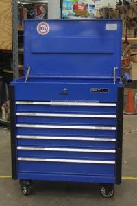 lot 48 image: TOOL VAULT 6-DRAWER&nbsp STEEL TOOL CHEST&nbsp ON LOCKING CASTERS ,38W X 22D X 41H&nbsp