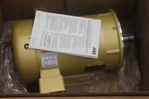 lot 56 image: BALDOR RELIANCER SUPER- E&nbsp 3-PHASE 5 HP&nbsp 3450RPM MOTOR CEM3613T , NEW IN OPEN BOX  SEE PICS&nbsp