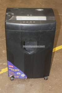 lot 106 image: STAPLES HEAVY DUTY SPL-1506X&nbsp CROSS - CUT HOME AND OFFICE USE PAPER SHREDDER&nbsp