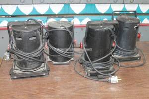 lot 153 image: TOTAL OF 4 COLI STAGE LIGHTS&nbsp
