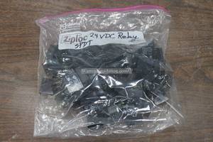 lot 160 image: GENEROUS AMOUNT CSI&nbsp 24VDC RELAY SWITCH&nbsp C2-1C-P-DC24S  SEE PICS&nbsp