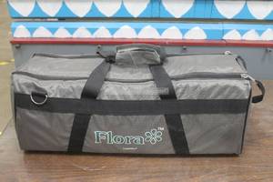 lot 170 image: LINCO FLORA&nbsp FLUORESCENT LIGHT CAMERA&nbsp DESIGNED FOR PHOTOGRAPHY AND VIDEO STUDIOS LOT WITH CARRY CASE  SEE PICS&nbsp