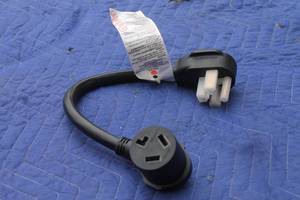 lot 16 image: ELECTRIC WELDER ADAPTER CORD 600V&nbsp N14-30P , N10-30R&nbsp