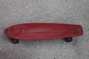 lot 33 image: RARE VINTAGE 21 RED SKATEBOARD&nbsp