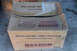 lot 41 image: BALDOR RELIANCER SUPER MOTOR CEM3613T&nbsp &nbsp3PHASE&nbsp IN ORIGINAL BOX  SEE PICS&nbsp