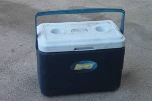 lot 44 image: COLEMAN 18W&nbsp &nbspHARD COOLER CHEST&nbsp