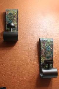lot 73 image: SET OF 2 MCM VINTAGE CRACKLE MOSAIC GLASS METAL WALL&nbsp SCONCE CANDLE HOLDERS 10&nbsp