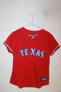 lot 85 image: MAJESTIC LEAGUE BASEBALL GENUINE MERCHANDISE TEXAS RANGERS # 32 JOSH HAMILTON JERSEY SIZE LARGE&nbsp