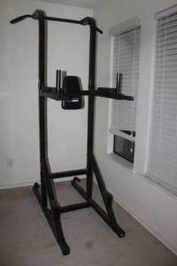 lot 92 image: EXERTEC FITNESS VERTICAL KNEE RAISE PULL UP BAR POWER TOWER STATION&nbsp