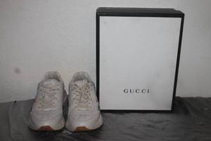 lot 96 image: GUCCI RHYTON GREEN RED MEN LEATHER SHOES&nbsp SIZE 10 12&nbsp , IN ORIGINAL BOX&nbsp