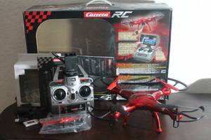 lot 105 image: CARRERA RC QUADROCOPTER RC VIDEO NEXT 370503006 IN ORIGINAL BOX&nbsp
