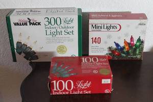 lot 132 image: TOTAL OF 3PK INDOOROUTDOOR STRING TO STRING CHRISTMAS LIGHTS&nbsp