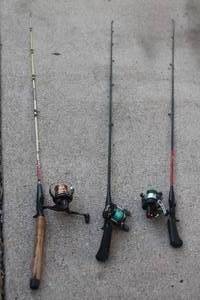 lot 161 image: TOTAL OF 3 RODS WITH REELS , RHINO RSP3 SHAKESPEARE , AMBASSADEUR 5000D SHAKSPEARE ,READY 2 FISH (R2F) ZEBCO  SEE PICS&nbsp